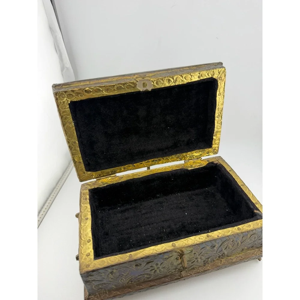 Unbranded vintage brass